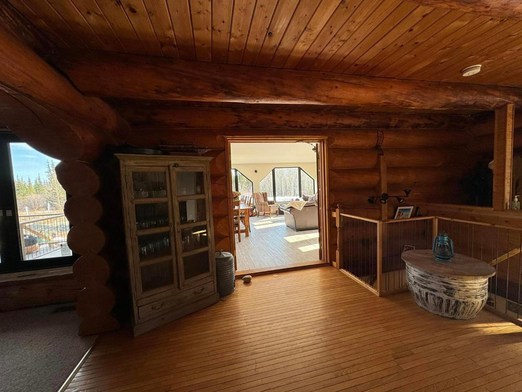 Mount Logan Ecolodge & Retreat Center Хейнс Джънкшън Екстериор снимка