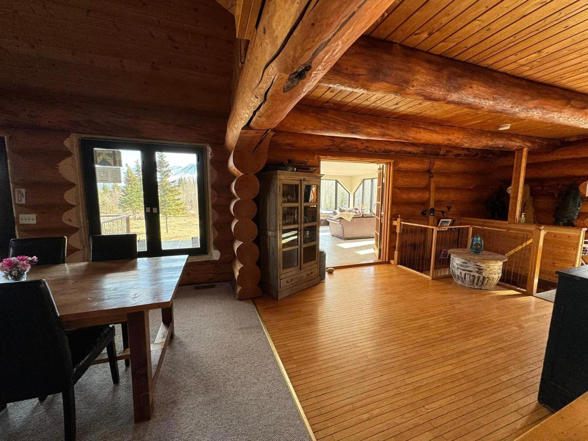 Mount Logan Ecolodge & Retreat Center Хейнс Джънкшън Екстериор снимка
